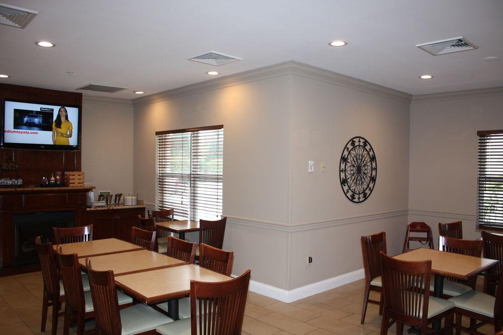 Country Inn & Suites By Radisson, Tampa Airport North, Fl West Chase Eksteriør billede