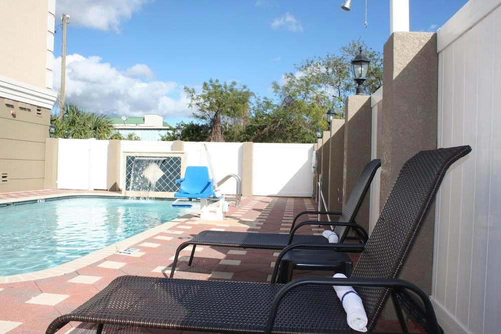 Country Inn & Suites By Radisson, Tampa Airport North, Fl West Chase Eksteriør billede
