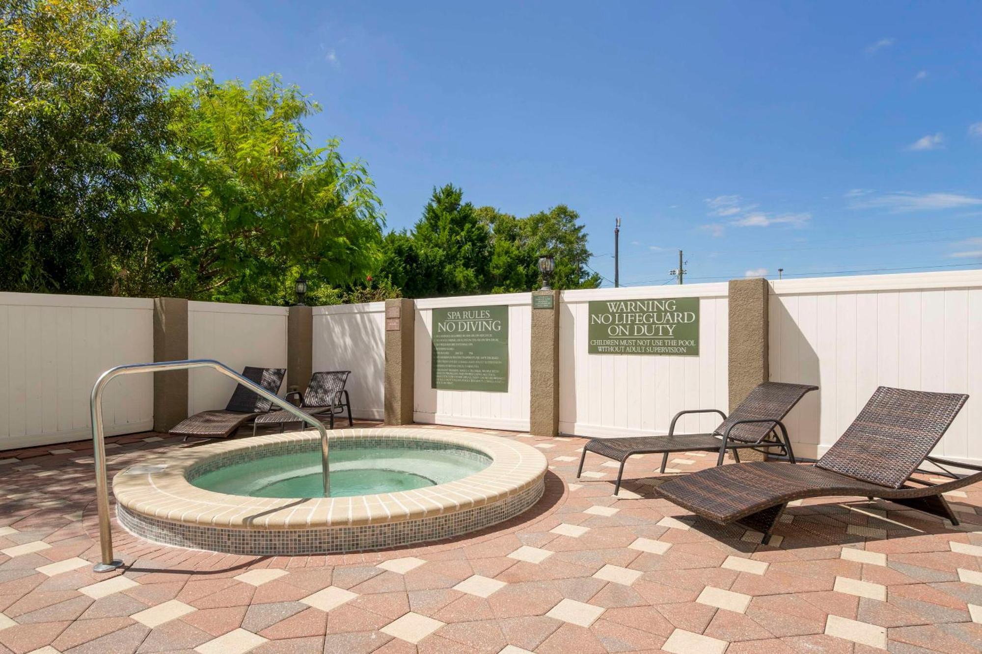 Country Inn & Suites By Radisson, Tampa Airport North, Fl West Chase Eksteriør billede