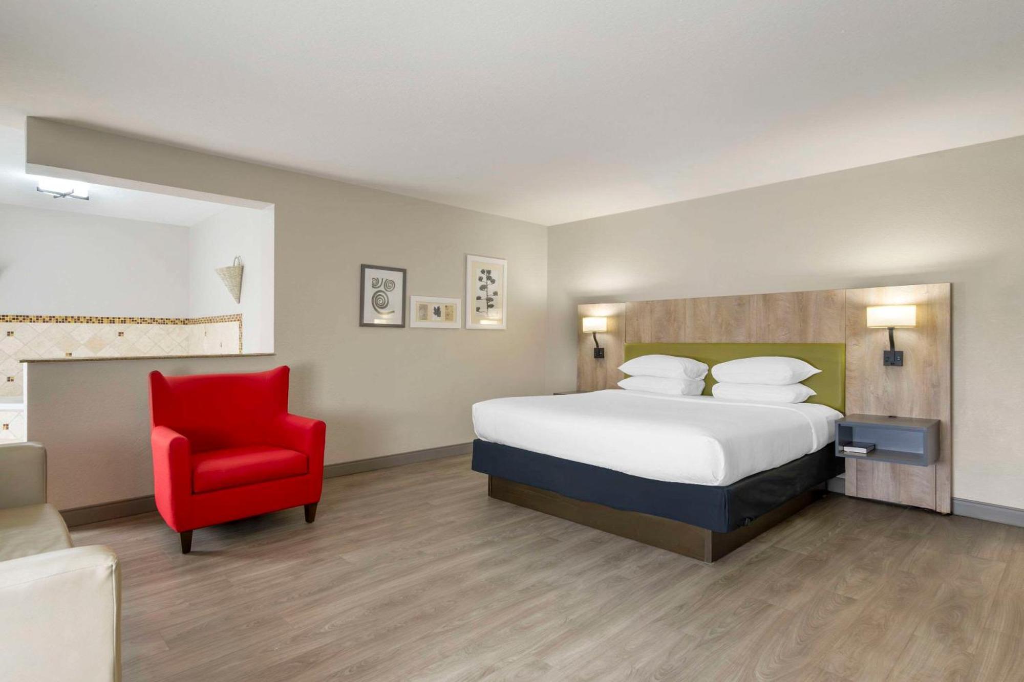 Country Inn & Suites By Radisson, Tampa Airport North, Fl West Chase Eksteriør billede
