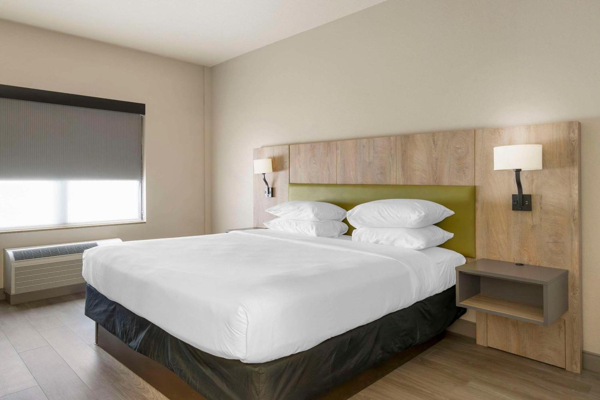 Country Inn & Suites By Radisson, Tampa Airport North, Fl West Chase Eksteriør billede