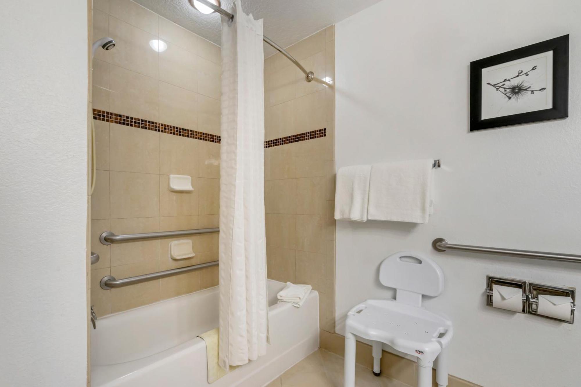 Country Inn & Suites By Radisson, Tampa Airport North, Fl West Chase Eksteriør billede